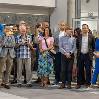 Zdjęcie grupowe gości wystawy